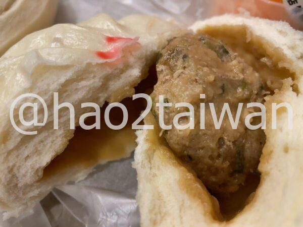 包手創意包子 高雄新田店 鮮肉包のアップ