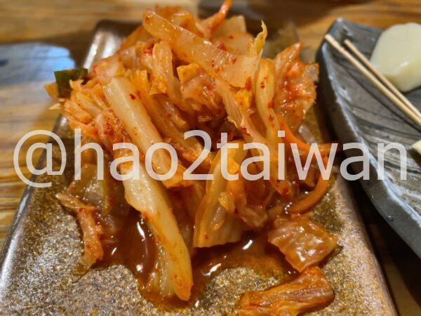 部落炭烤の小菜(冷筍と泡菜)