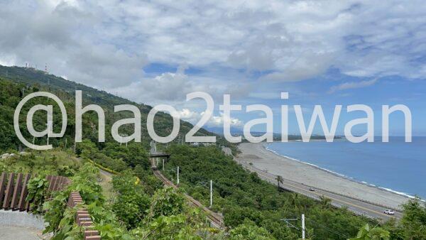 台東の海と山が近い東海岸らしい風景